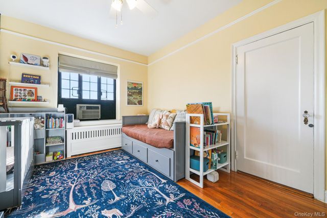 45 Pondfield Road W 5F, Bronxville, NY 10708