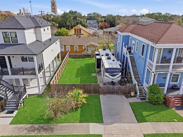 1104 36th Street, Galveston, TX 77550