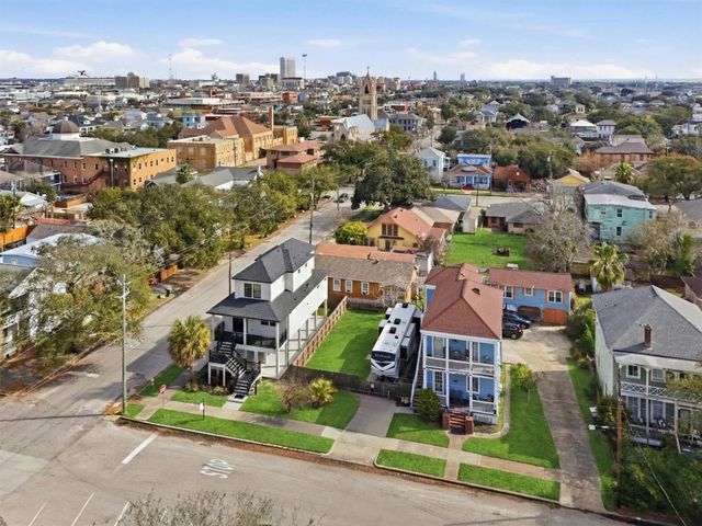 1104 36th Street, Galveston, TX 77550