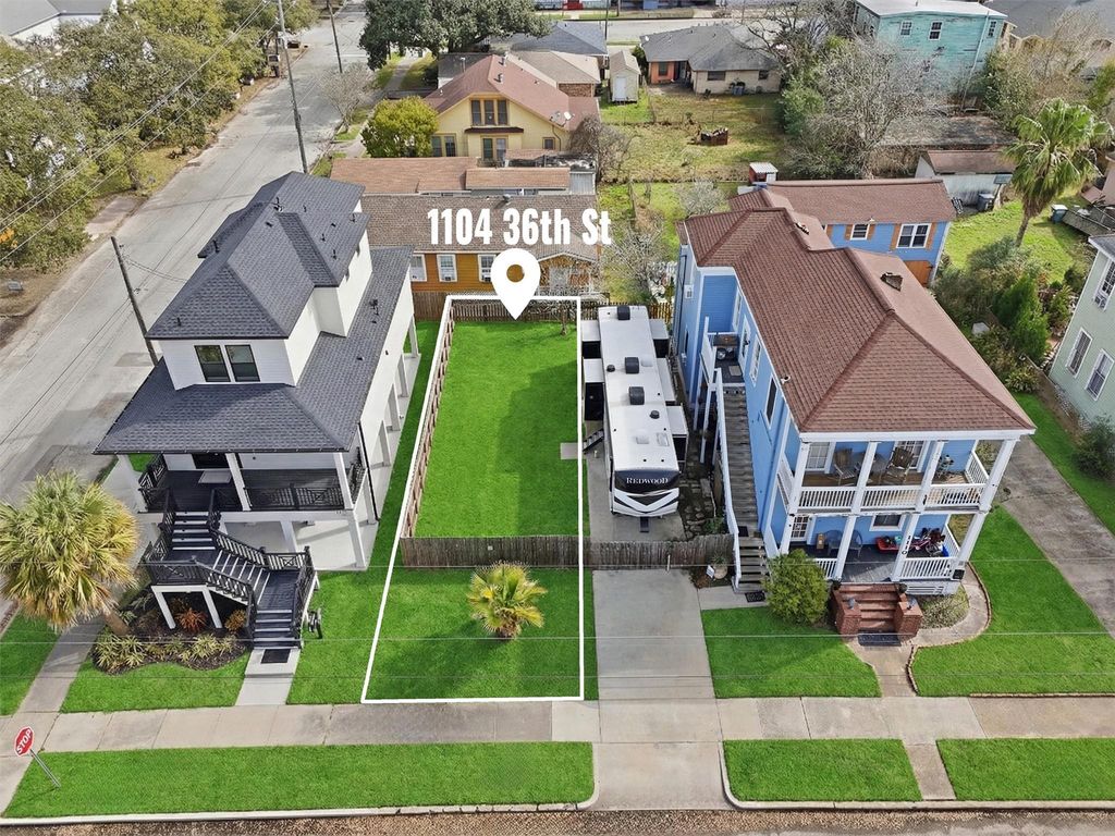 1104 36th Street, Galveston, TX 77550