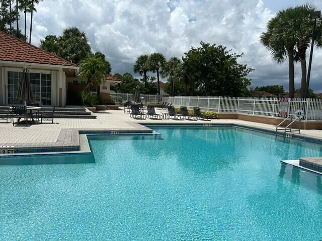 786 NW 92nd Avenue, Plantation, FL 33324
