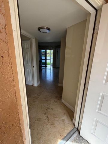 786 NW 92nd Avenue, Plantation, FL 33324
