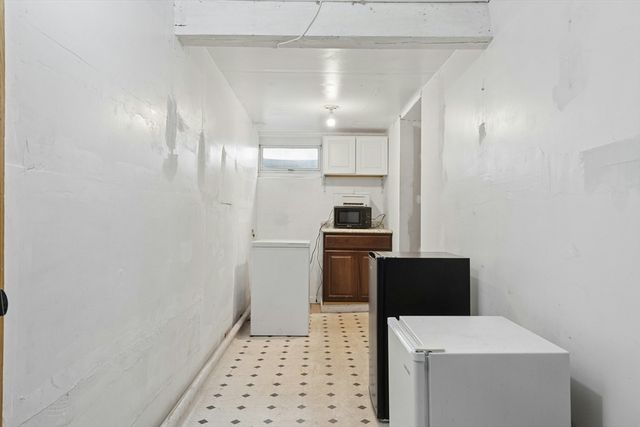 60 Allerton St, Lynn, MA 01902