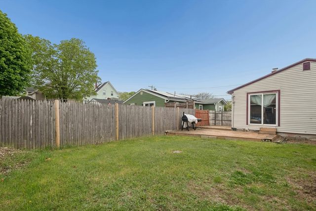 60 Allerton St, Lynn, MA 01902