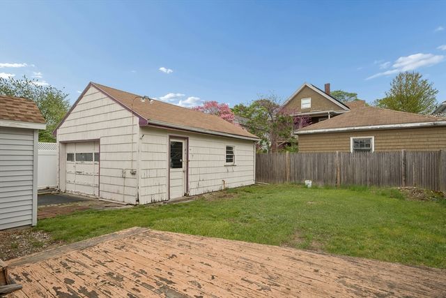 60 Allerton St, Lynn, MA 01902