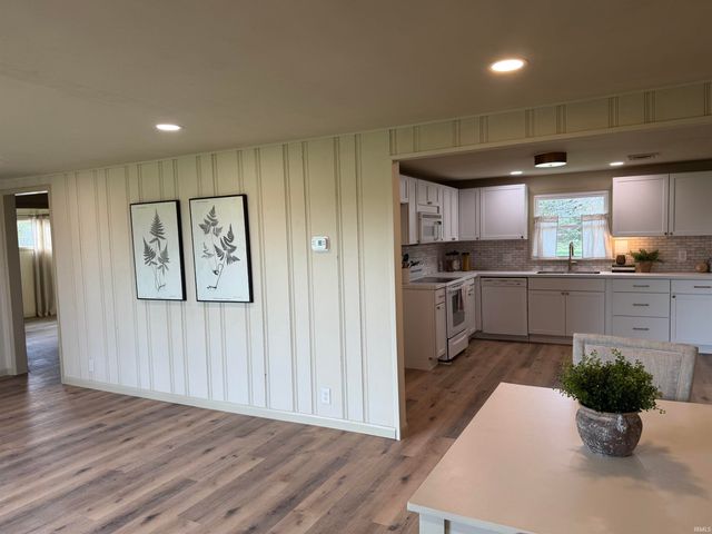 2100 E CR 700 N, Muncie, IN 47303