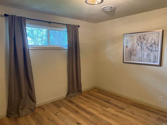 2100 E CR 700 N, Muncie, IN 47303