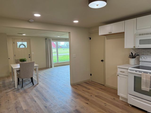 2100 E CR 700 N, Muncie, IN 47303