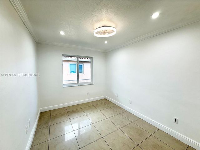 3250 SW 72 CT, Miami, FL 33155