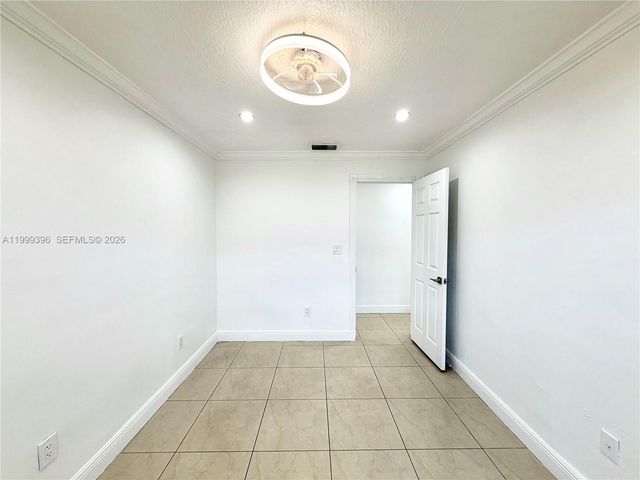 3250 SW 72 CT, Miami, FL 33155