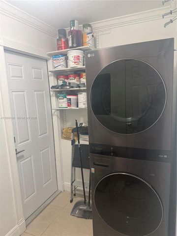 3250 SW 72 CT, Miami, FL 33155