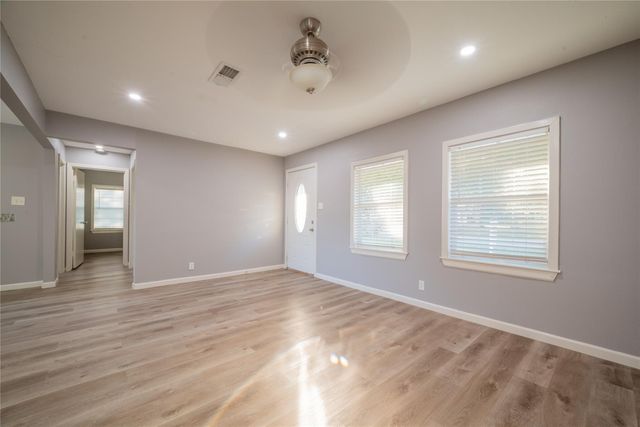 1727 Jones Street, Rosenberg, TX 77471