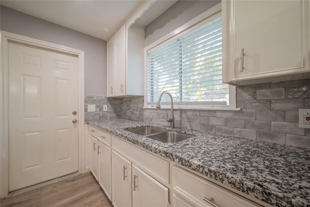 1727 Jones Street, Rosenberg, TX 77471