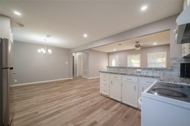1727 Jones Street, Rosenberg, TX 77471
