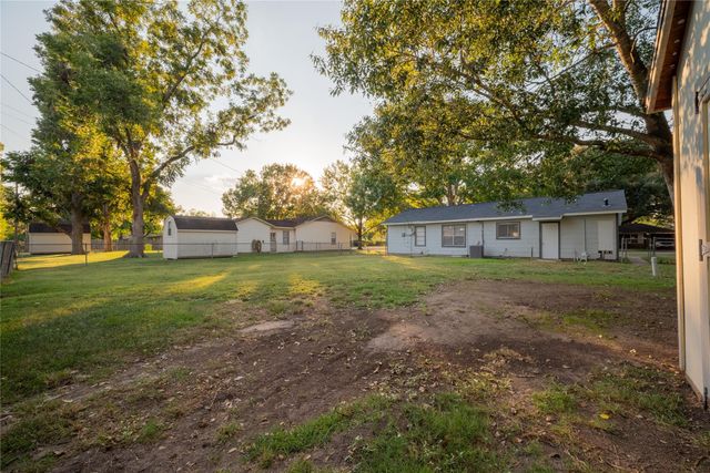 1727 Jones Street, Rosenberg, TX 77471