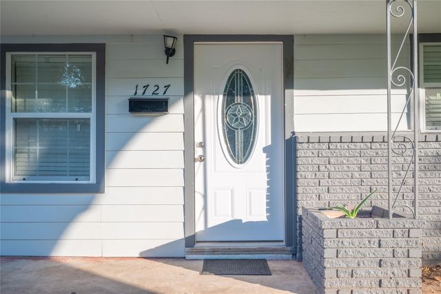 1727 Jones Street, Rosenberg, TX 77471