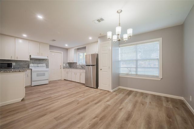 1727 Jones Street, Rosenberg, TX 77471