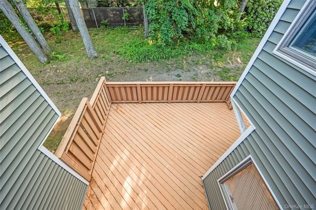 39 Jeremy Circle, Nesconset, NY 11767