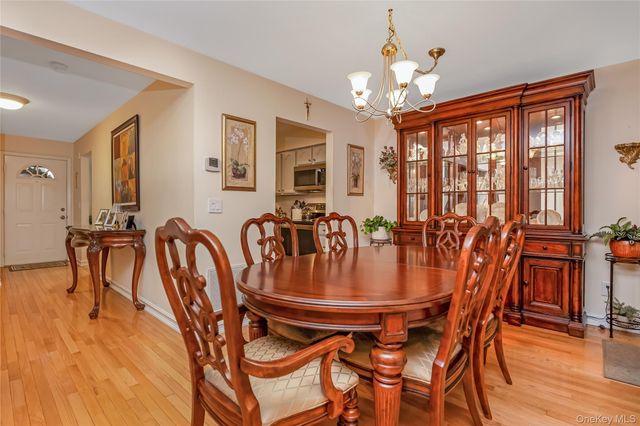 39 Jeremy Circle, Nesconset, NY 11767