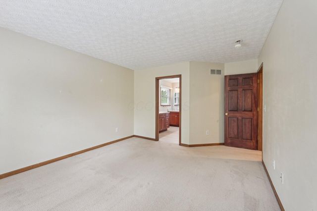 5983 Congressional Drive, Westerville, OH 43082
