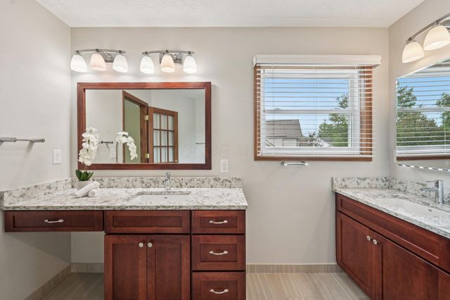 5983 Congressional Drive, Westerville, OH 43082