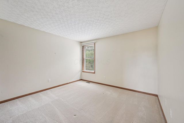 5983 Congressional Drive, Westerville, OH 43082