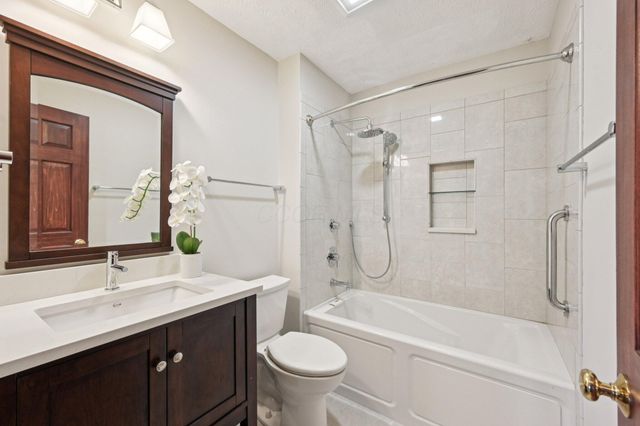 5983 Congressional Drive, Westerville, OH 43082