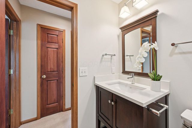 5983 Congressional Drive, Westerville, OH 43082