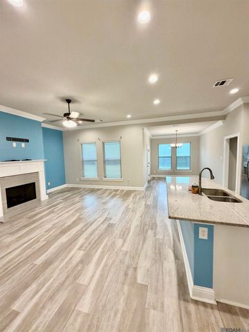23091 Antler Lake Dr, Denham Springs, LA 70726