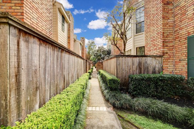 4000 Purdue Street 161, Houston, TX 77005