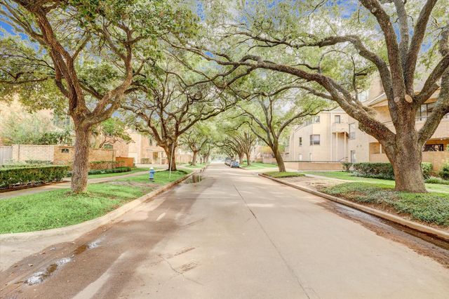 4000 Purdue Street 161, Houston, TX 77005