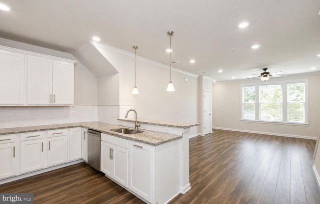 45083 CAPPAMORE TER, Sterling, VA 20166