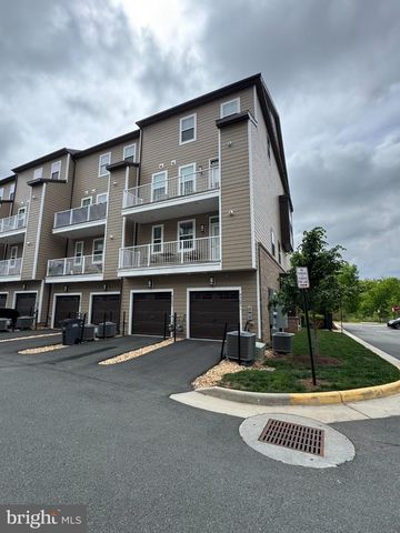 45083 CAPPAMORE TER, Sterling, VA 20166