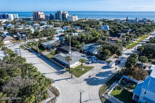 900 E 1st Avenue, New Smyrna Beach, FL 32169