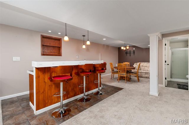 4647 Robbins Grove Drive, Florissant, MO 63034