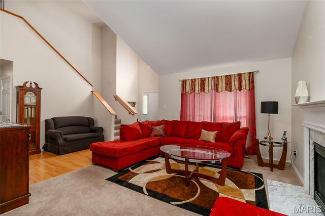 4647 Robbins Grove Drive, Florissant, MO 63034