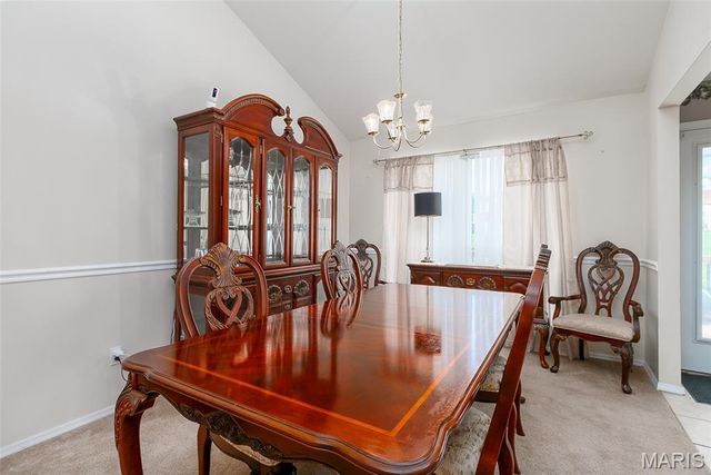 4647 Robbins Grove Drive, Florissant, MO 63034