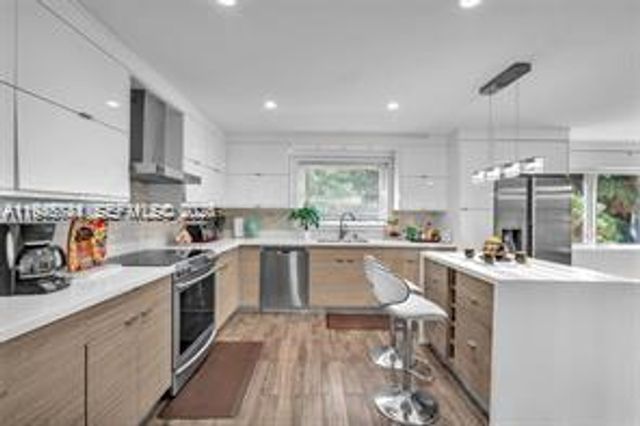 1543 Dorado Ave, Coral Gables, FL 33146