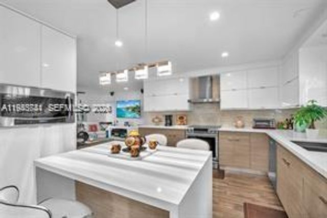 1543 Dorado Ave, Coral Gables, FL 33146