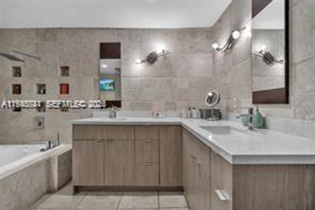 1543 Dorado Ave, Coral Gables, FL 33146