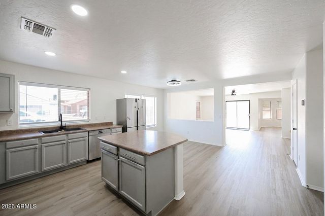 3107 W POLLACK Street, Phoenix, AZ 85041
