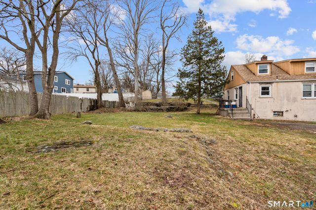 42 Wade Street, West Haven, CT 06516
