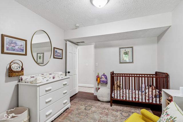 11431 Geist Valley Drive, Indianapolis, IN 46236