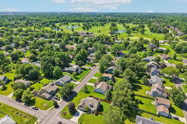 11431 Geist Valley Drive, Indianapolis, IN 46236