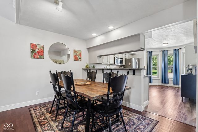 11431 Geist Valley Drive, Indianapolis, IN 46236