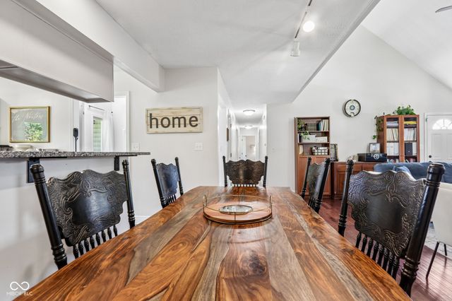 11431 Geist Valley Drive, Indianapolis, IN 46236