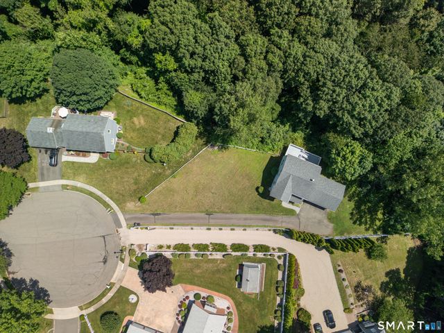 86 Beth Ann Circle, Meriden, CT 06450