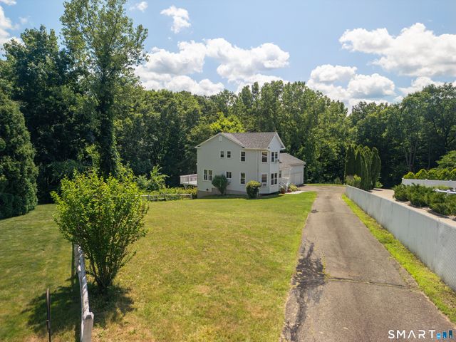 86 Beth Ann Circle, Meriden, CT 06450