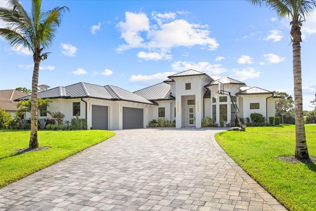 896 SW Squire Johns Lane, Palm City, FL 34990