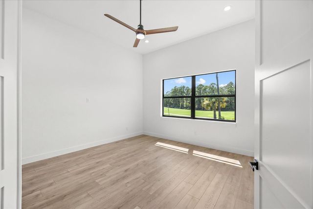 896 SW Squire Johns Lane, Palm City, FL 34990